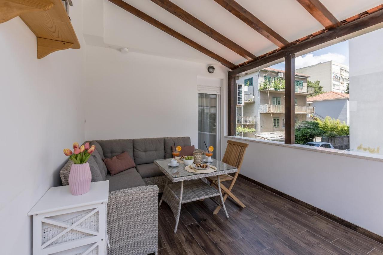 Apartment & Room Ileana Split Exterior photo